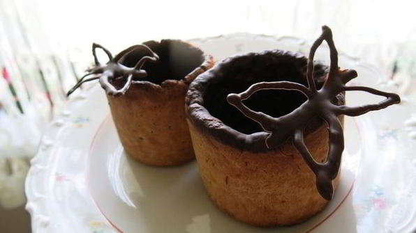 ледяной кофе в песочных штофах палитра