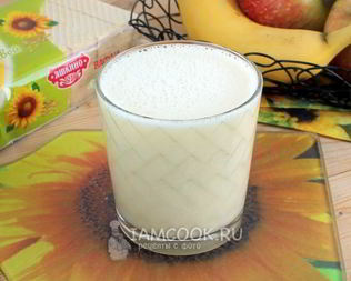 Коктейль из фруктов с сывороткой