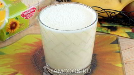 Коктейль из фруктов с сывороткой