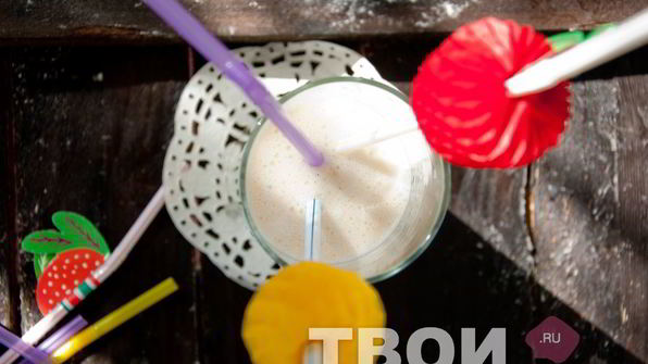 коктейль с бананом