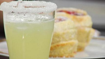 Ананасовый лимонад