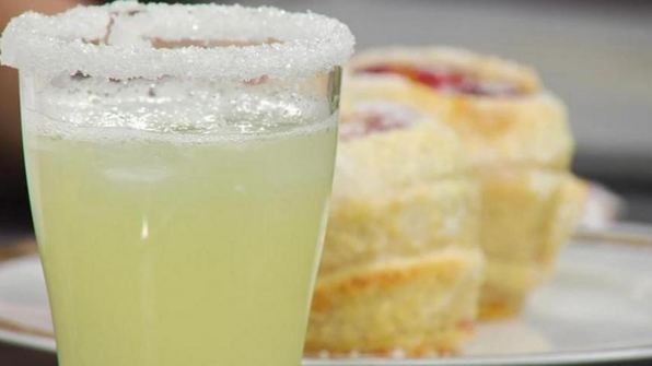 ананасовый лимонад