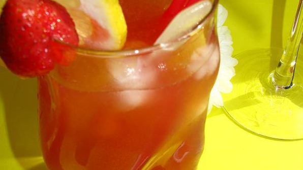 имбирно-клубничный лимонад