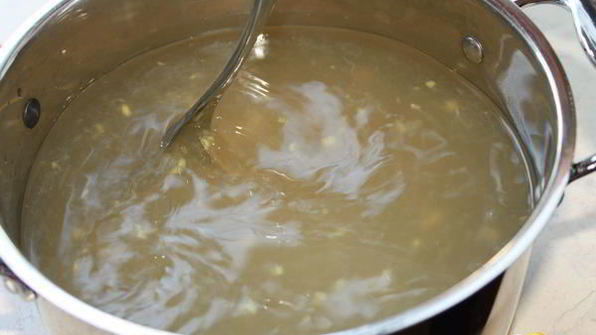 лимонно-имбирный прохлаждающий напиток