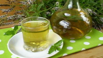 Освежающий напиток из мяты