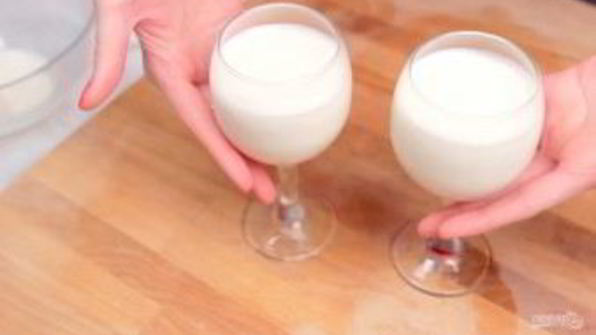 панна котта с ягодным сиропом