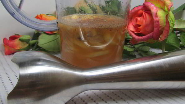 апельсиново-банановый смузи с миндалем