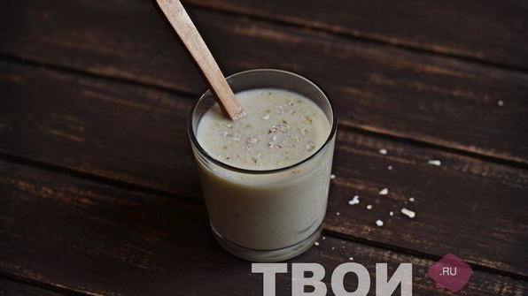 бананово-овсяной смузи