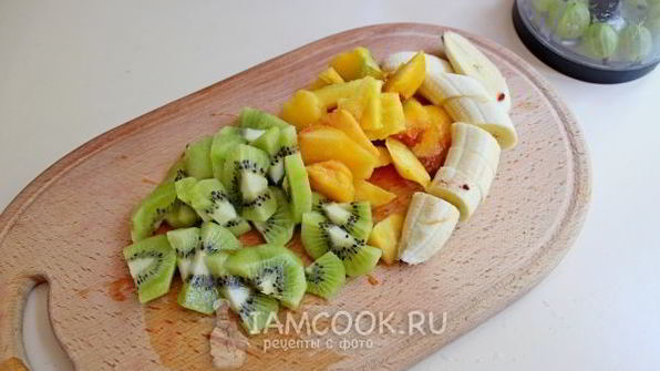 фруктовый смузи с гречневыми хлопьями