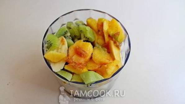 фруктовый смузи с гречневыми хлопьями