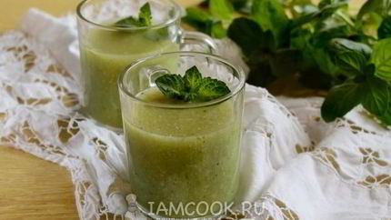 Смузи с авокадо и яблоками