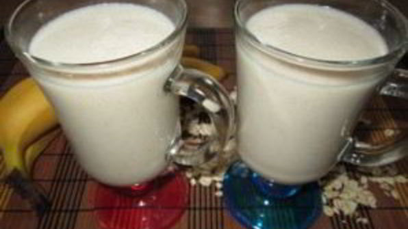 смузи с бананом и молоком