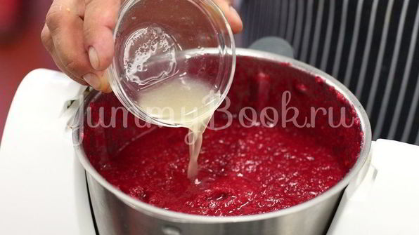 свекольный смузи с яблоками