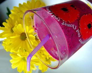 Ягодный смузи с овсяными хлопьями