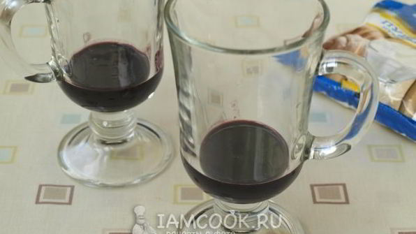 творожный коктейль на ряженке с шелковицей