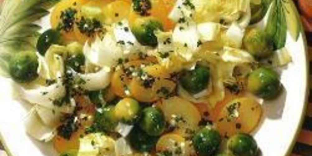 Рецепт брюссельского картофельного салата с эндивиема