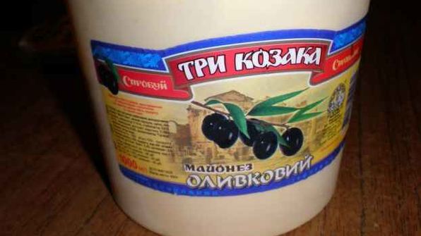 картофель в майонезе с ананасами и салатик свекла с сыром