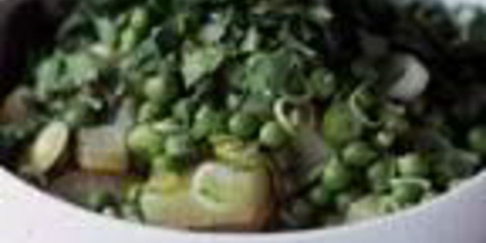 Рецепт картофельного салата с горошком и кинзой