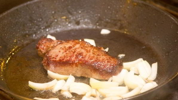 картофельный салат с говядиной