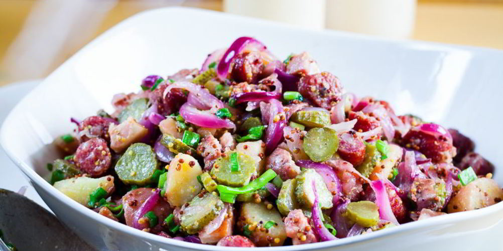 Рецепт картофельного салата с копченостями