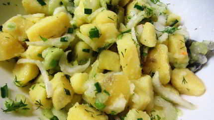 Картофельный салат с сельдереем