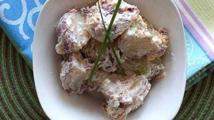 Картофельный салат с сыром