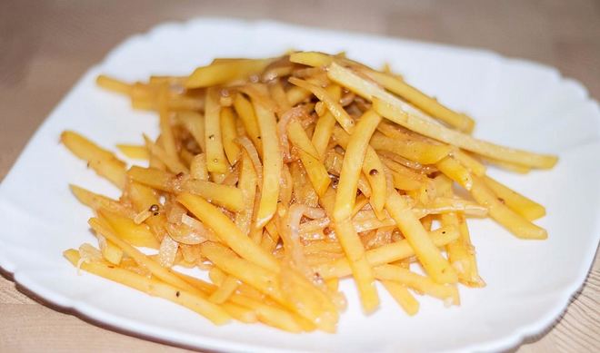 Корейский картофельный салат Камди ча