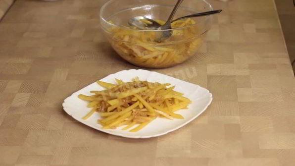 корейский картофельный салат камди ча