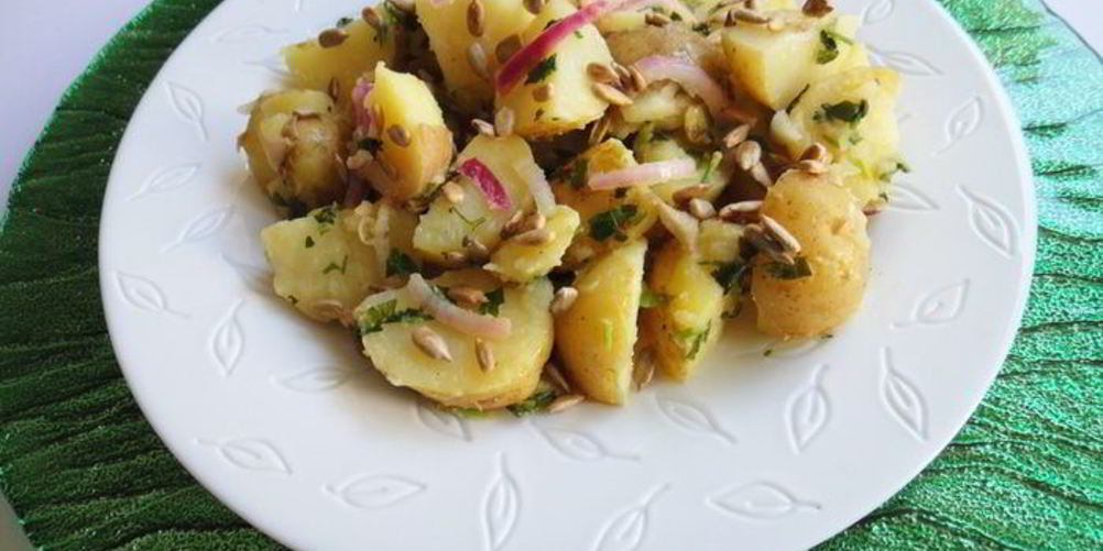 Рецепт салата из молодого картофеля