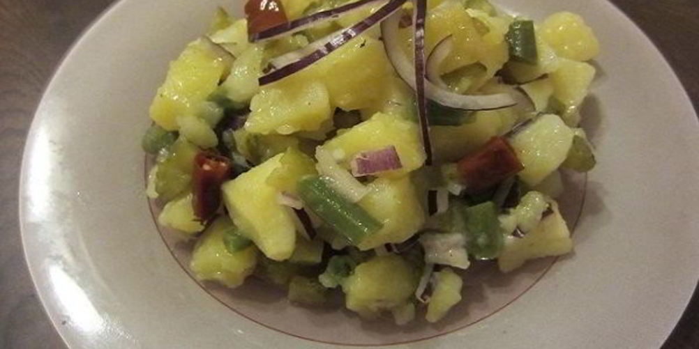 Рецепт салата с картошкой и солеными огурцами