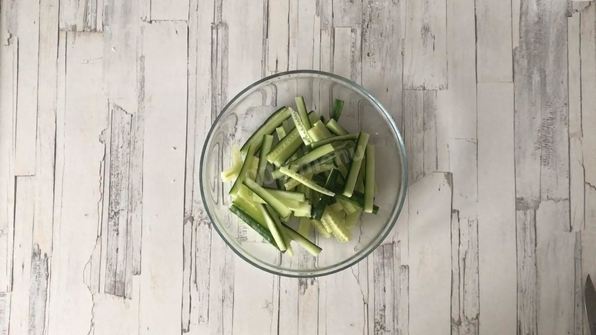 салат с жареной картошкой