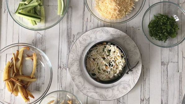 салат с жареной картошкой