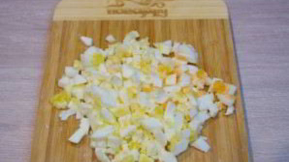 оливье классический с колбасой