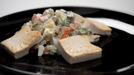 Постный салат Оливье