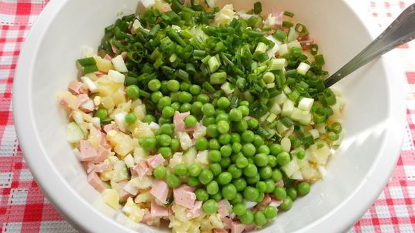 салат летний оливье