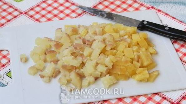 салат оливье с говядиной и свежими огурцами