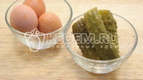 салат с курицей праздничное оливье