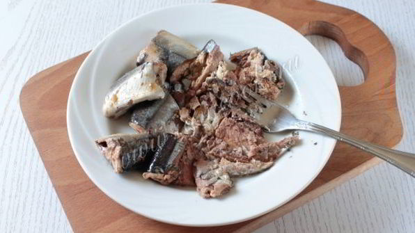 салат мимоза с сайрой