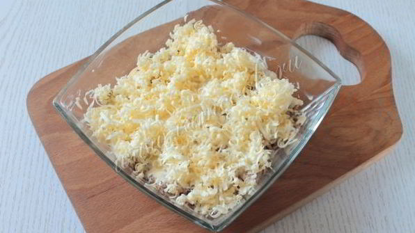 салат мимоза с сайрой