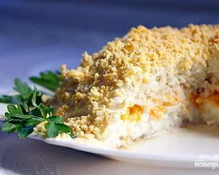 Салат Мимоза с сыром и маслом