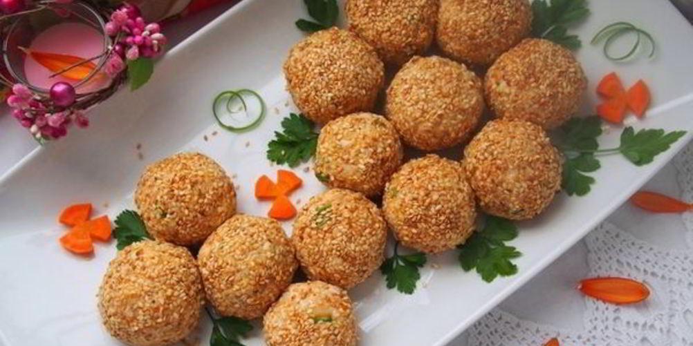 Рецепт салатных шариков мимоза в кунжуте