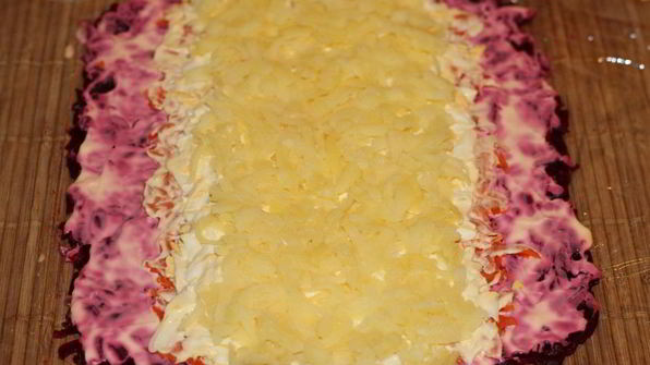 рулет из сельди под шубой