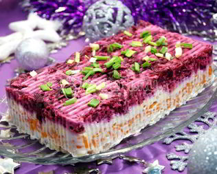 Салат Заливная селедка под шубой