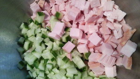 салат с брокколи