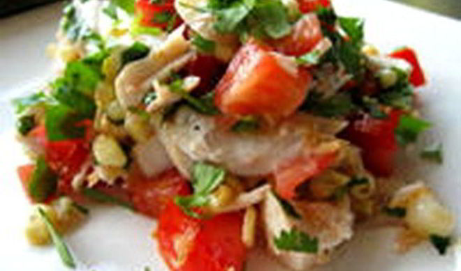 Салат с копченой рыбой