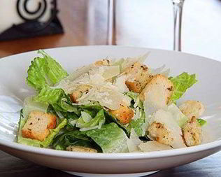 Салат Цезарь оригинальный