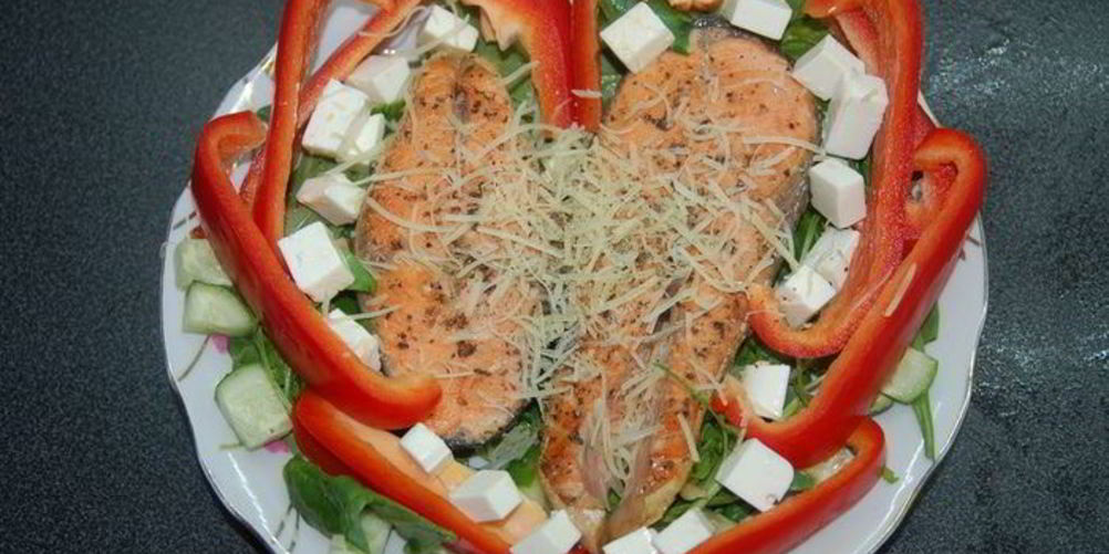 Рецепт салата цезарь с семгой