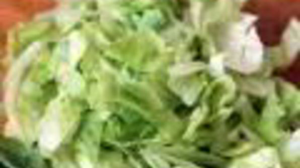 салат цезарь в томате