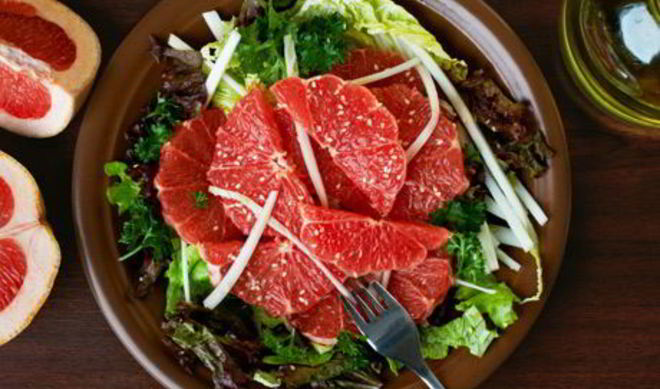 Сицилийский салат с грейпфрутом