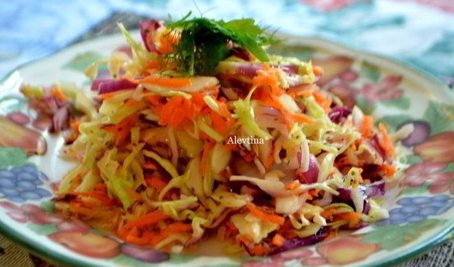 Цветной капустный салат с заправкой